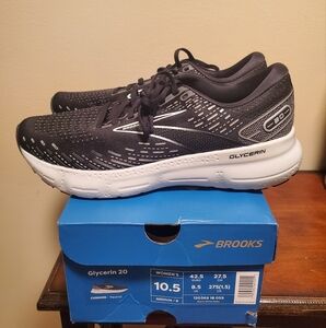 NWT Brooks Glycerin 20 Womens